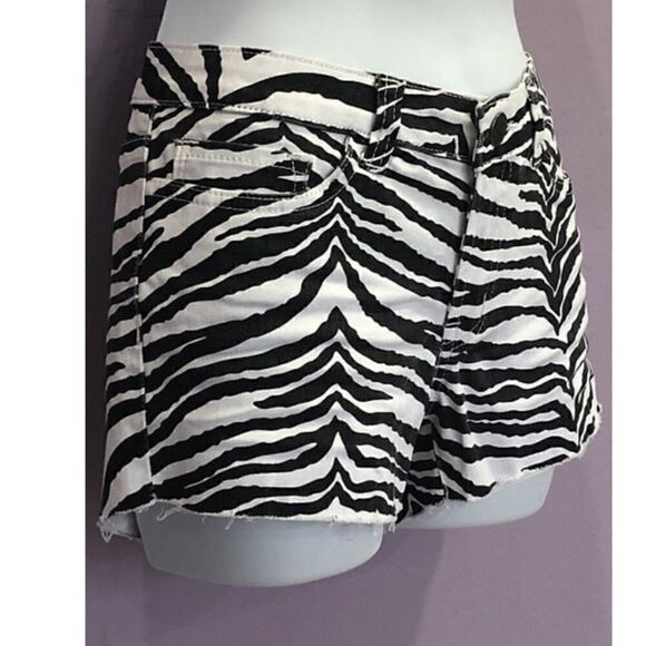Hybrid & Company Low Rise Black White Zebra Print Cotton Shorts Size 5 - Picture 3 of 10